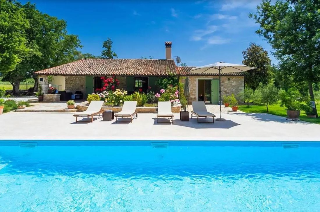 Villa in Rovinj, Istria County, Croatia 3 - 14687550