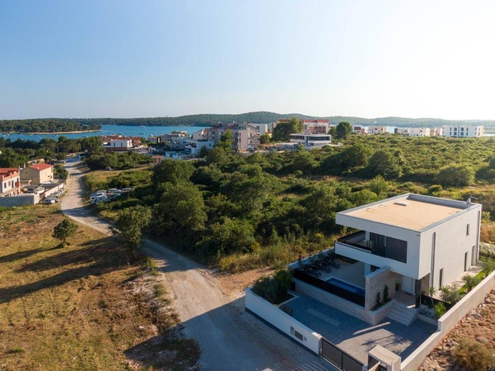 Villa in Medulin, Istria County, Croatia 1 - 14658739