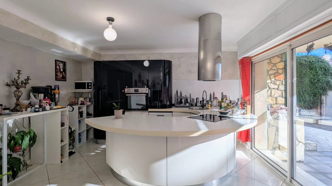 Apartment in Saint-Laurent-du-Var, Provence-Alpes-Côte d'Azur, France 5 - 15376093