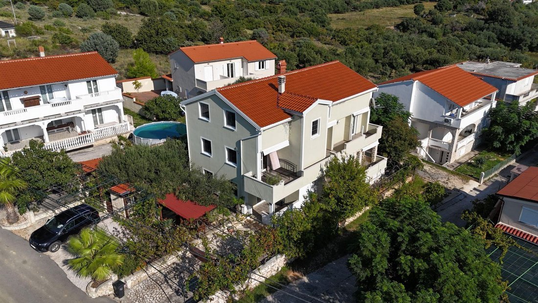 Banjol, Primorje-Gorski Kotar County, Croatia 1 - 14764970