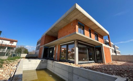 Villa in Grad Pula, Gespanschaft Istrien, Kroatien 1