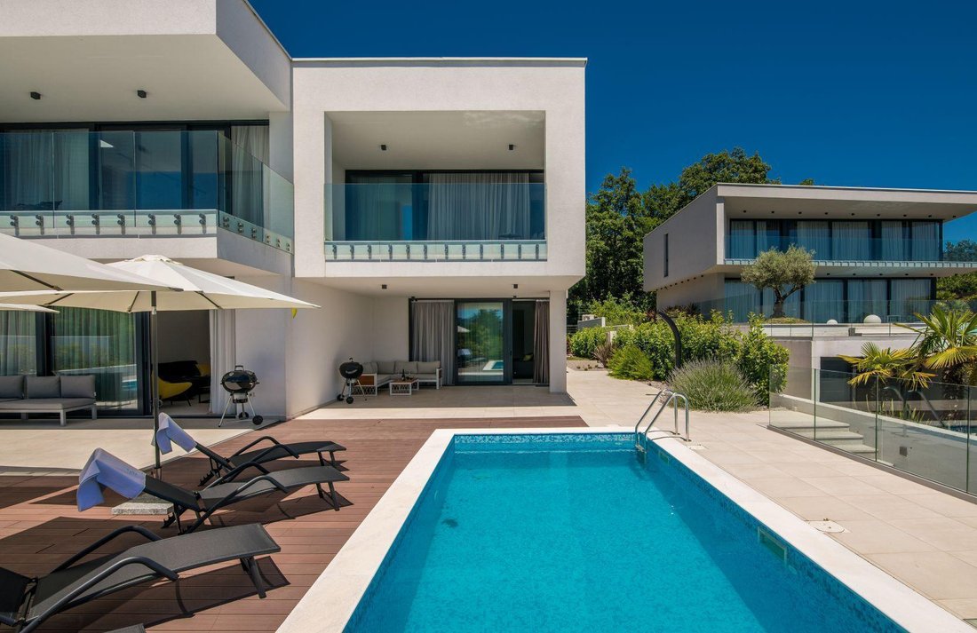 Villa in Grad Opatija, Primorje-Gorski Kotar County, Croatia 1 - 14846144