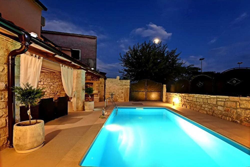Villa in Sveti Lovrec Pazenaticki, Istria County, Croatia 5 - 14368233