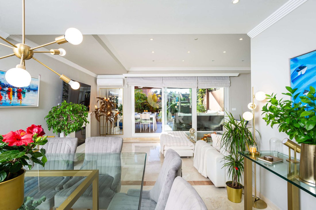Townhouse in Marbella, Andalusia, Spain 3 - 15375970