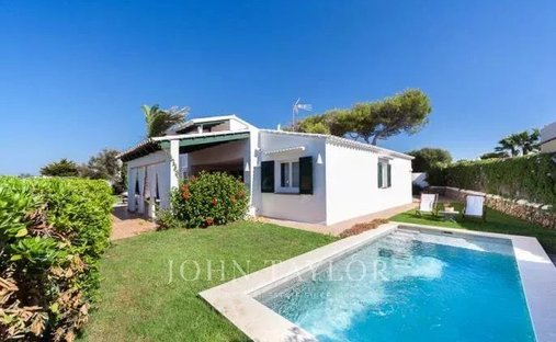 Chalet in Sant Lluis, Balearic Islands, Spain 1