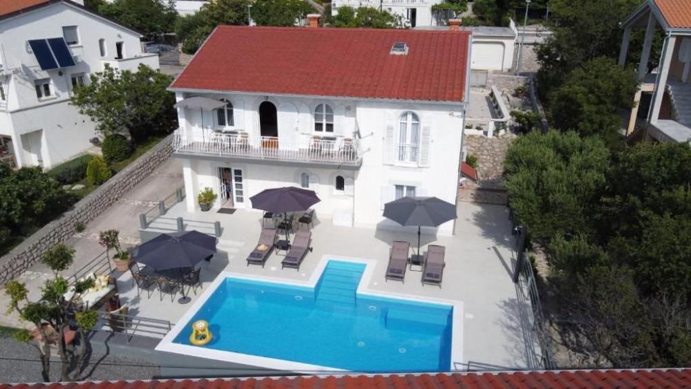 Villa in Grad Novi Vinodolski, Primorje-Gorski Kotar County, Croatia 1 - 14453358