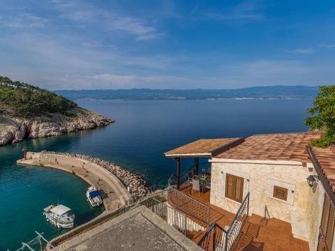 Villa in Barusici, Primorje-Gorski Kotar County, Croatia 1 - 12472722