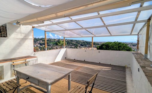 House in Centre-Haut de Cagnes, Cagnes-sur-Mer, France 1