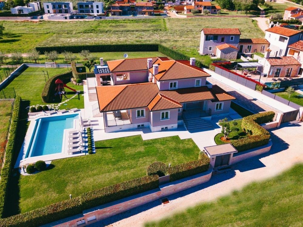 Villa in Deklici, Istria County, Croatia 1 - 14841258