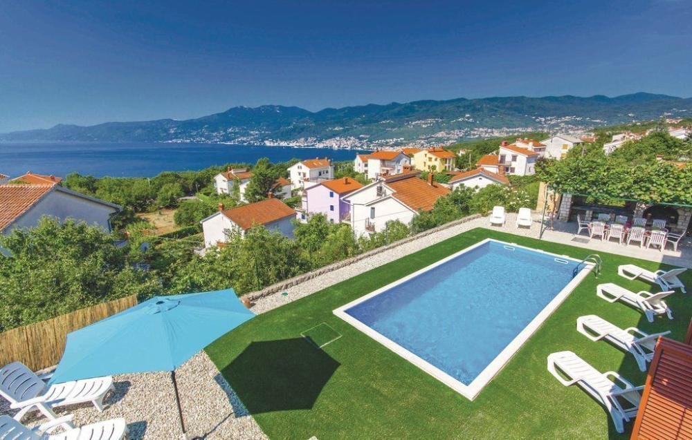 Villa in Mjesni odbor Srdoci, Grad Rijeka, Primorje-Gorski Kotar County 1 - 12622819