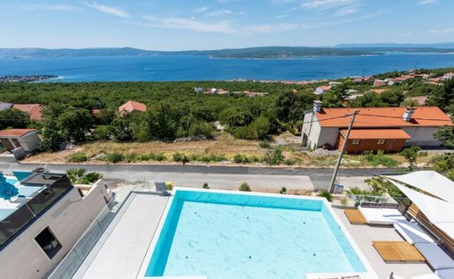 Villa in Grad Crikvenica, Primorje-Gorski Kotar County, Croatia 1