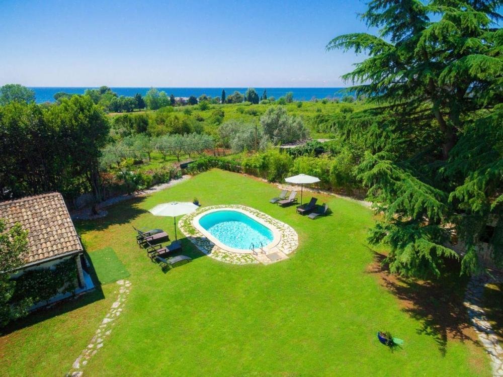 Villa in Katoro, Istria County, Croatia 1 - 11485789
