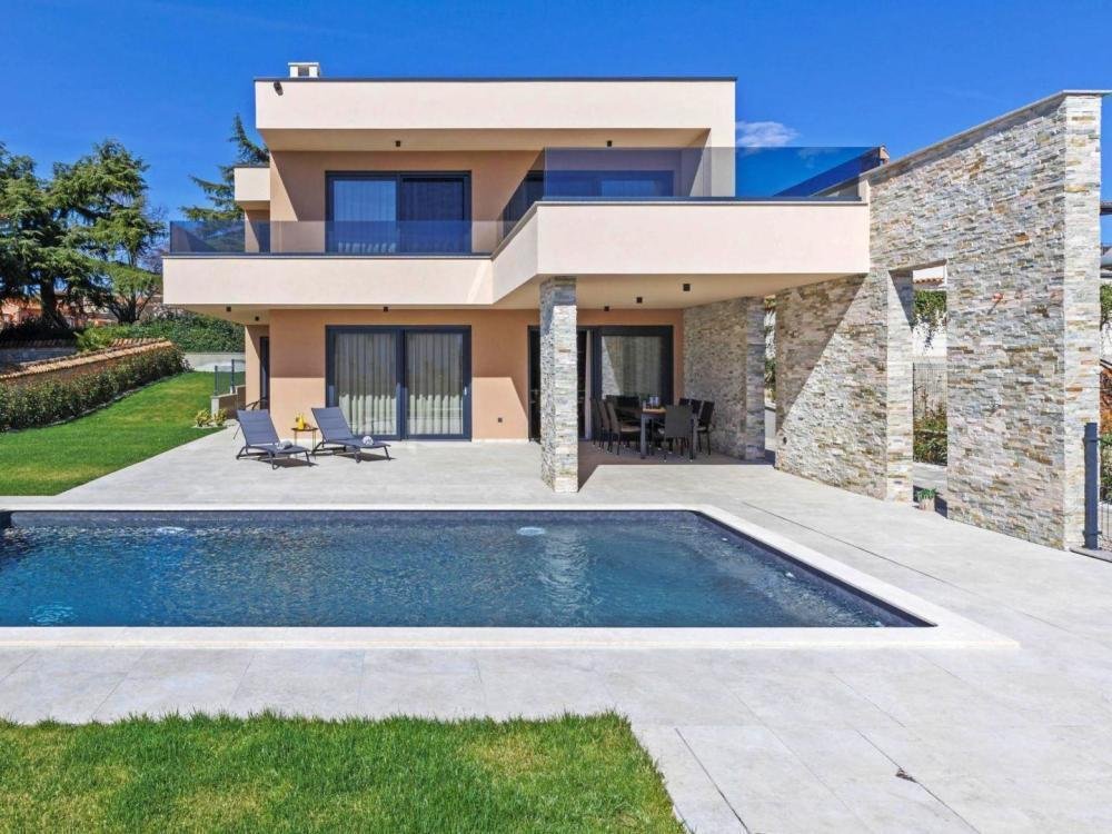 Villa in Porec, Istria County, Croatia 1 - 12272545