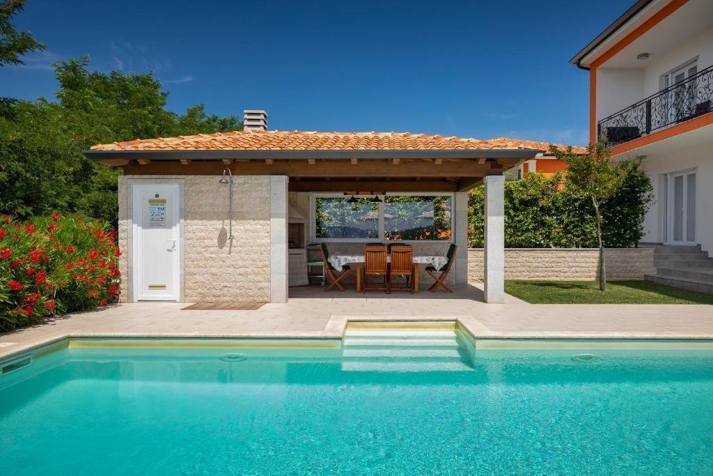 Villa in Kastel, Istria County, Croatia 2 - 14857597