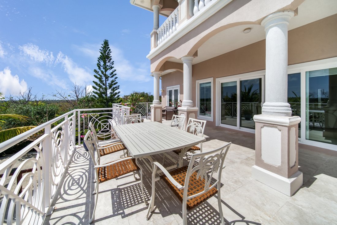 House in Gun Bay, East End, Cayman Islands 5 - 15376011