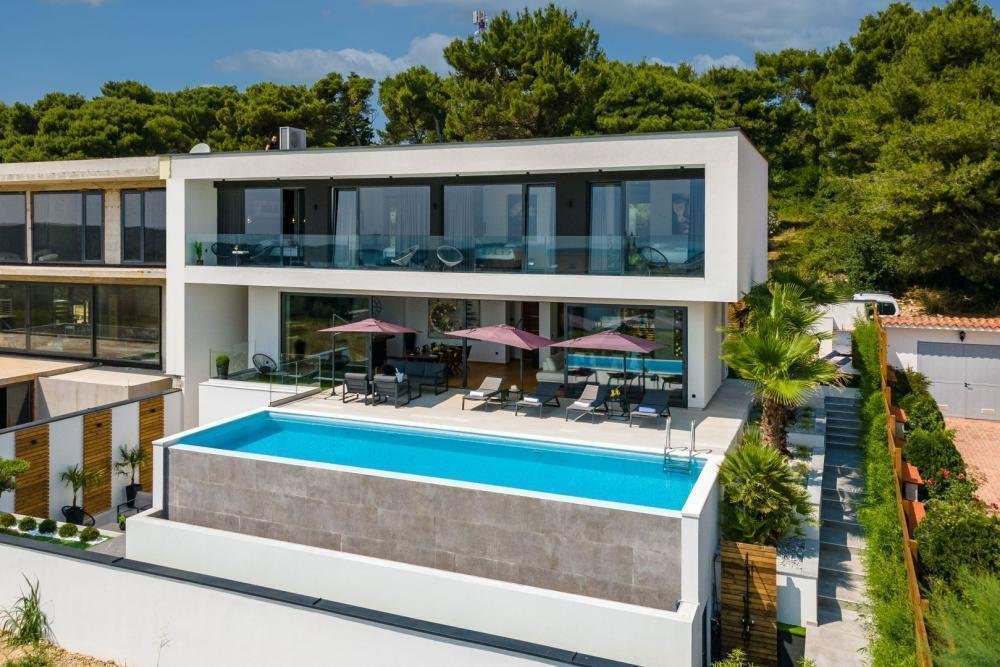 Villa in Medulin, Istria County, Croatia 1 - 14927701