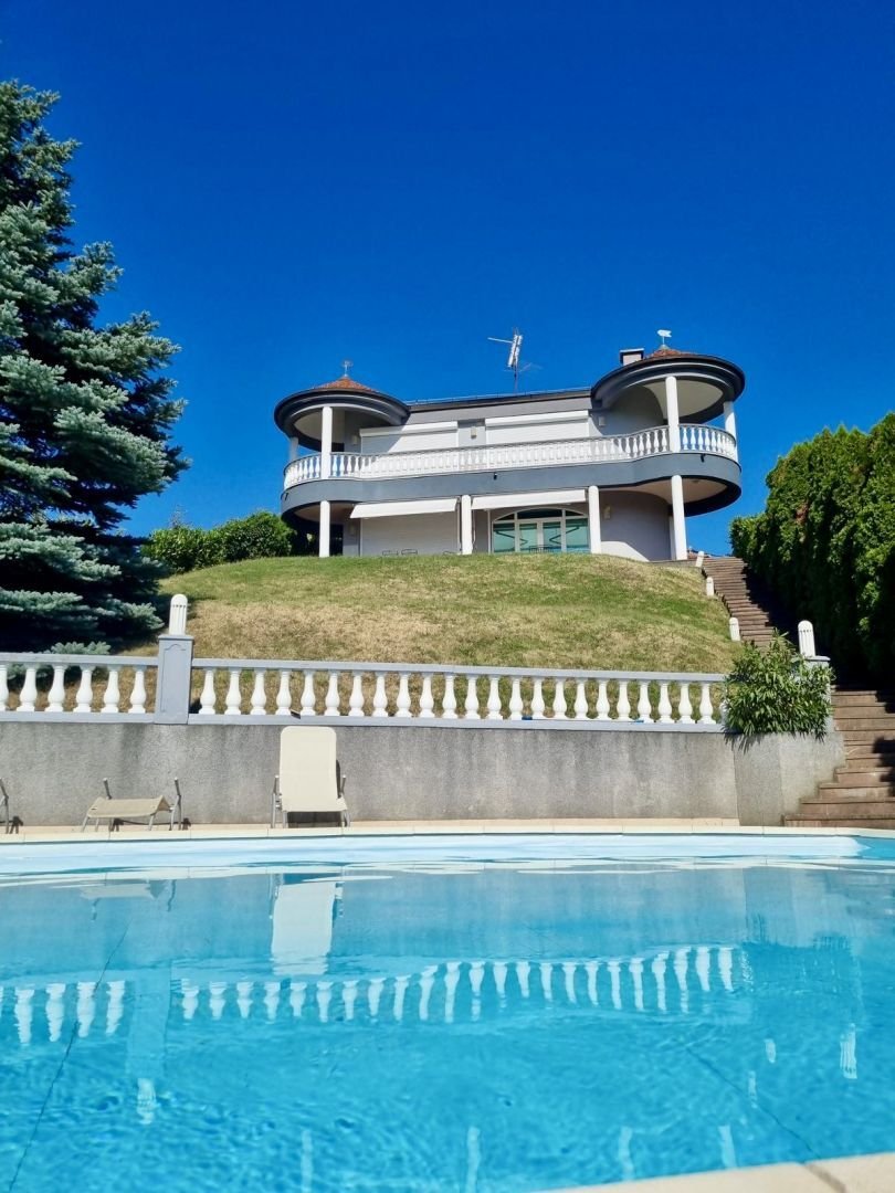 Villa in Mjesni odbor Bukovac, Zagreb, City of Zagreb 1 - 15253372