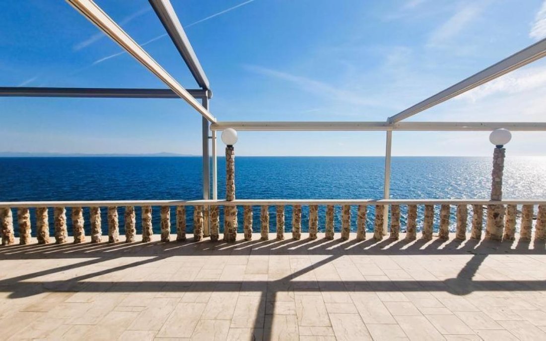 Velo Grablje, Split-Dalmatia County, Croatia 2 - 14224064