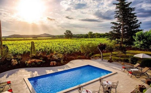 Villa in Poreč, Gespanschaft Istrien, Kroatien 1