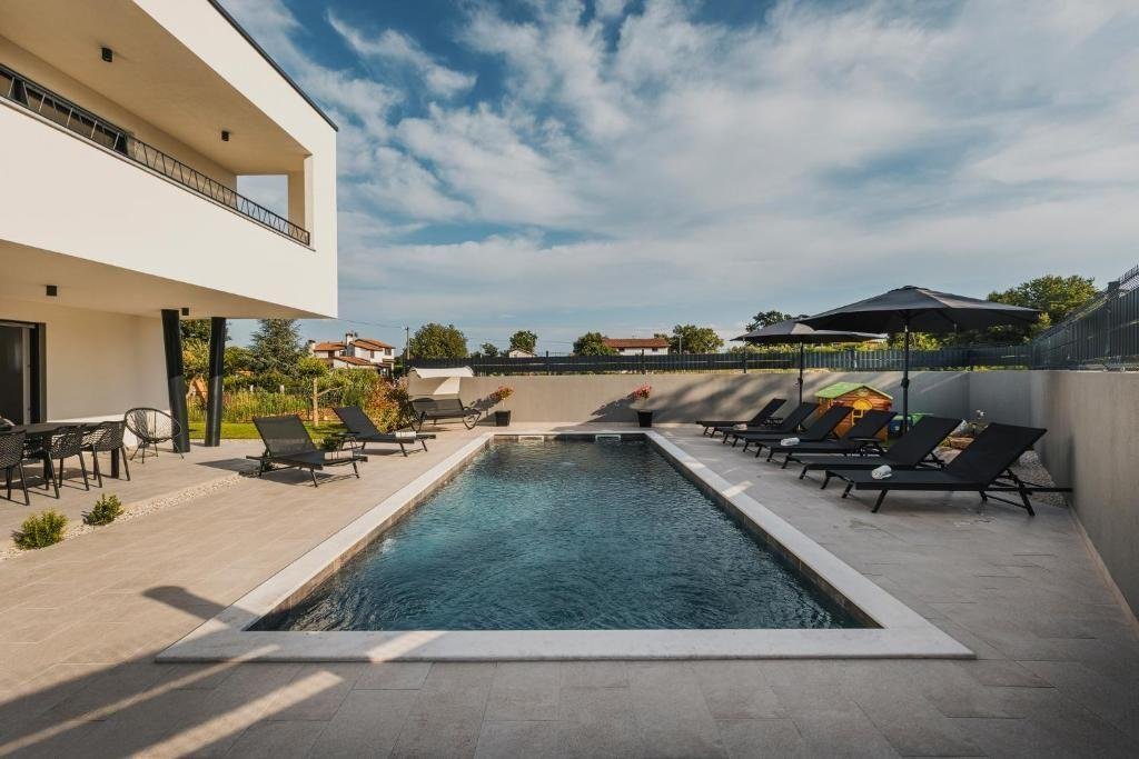 Villa in Umag, Istria County, Croatia 5 - 14896147