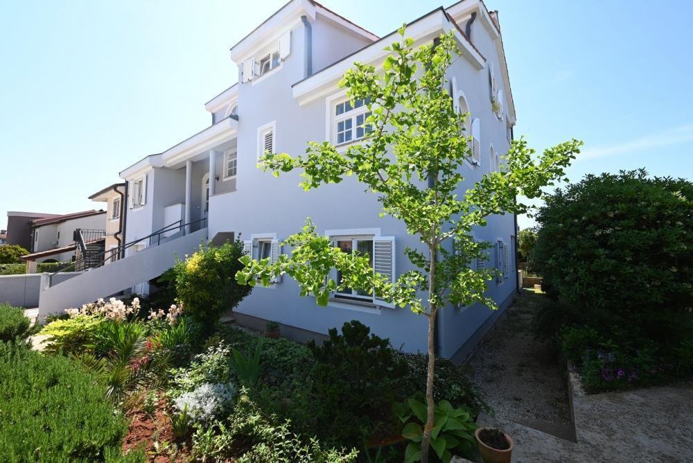 Villa in Vinkuran, Istria County, Croatia 1 - 11982960