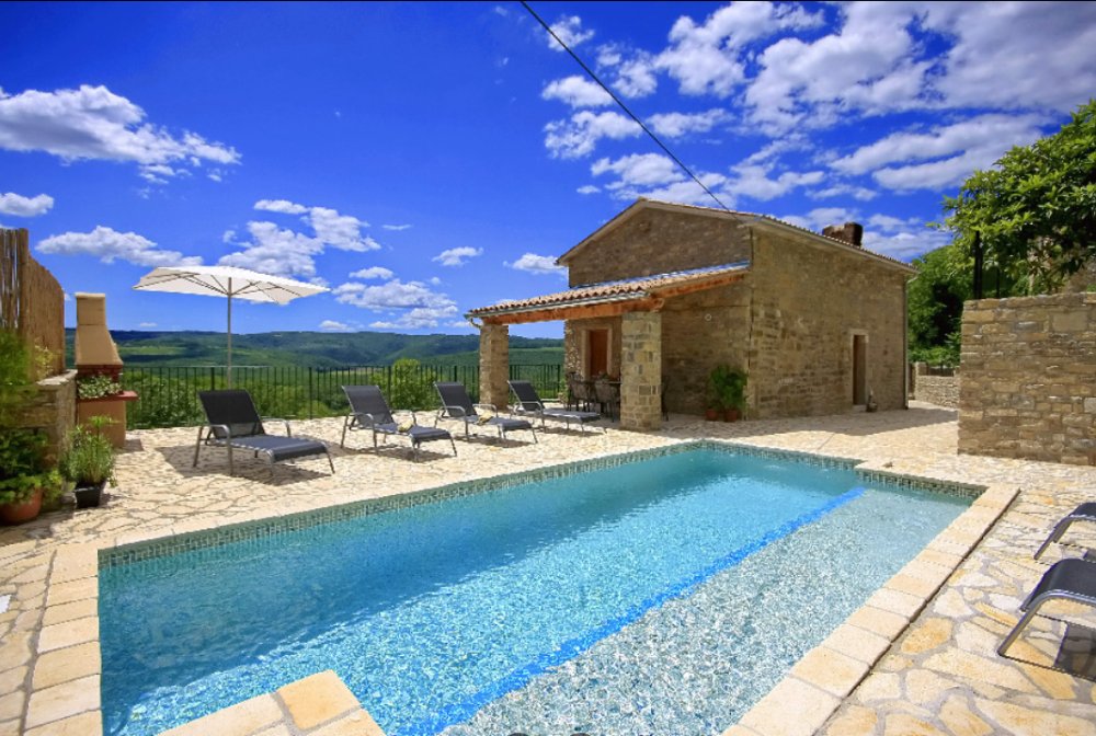 Villa in Oprtalj, Istria County, Croatia 2 - 12936405