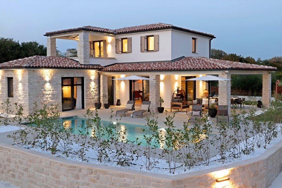 Villa in Porec, Istria County, Croatia 2 - 14722152