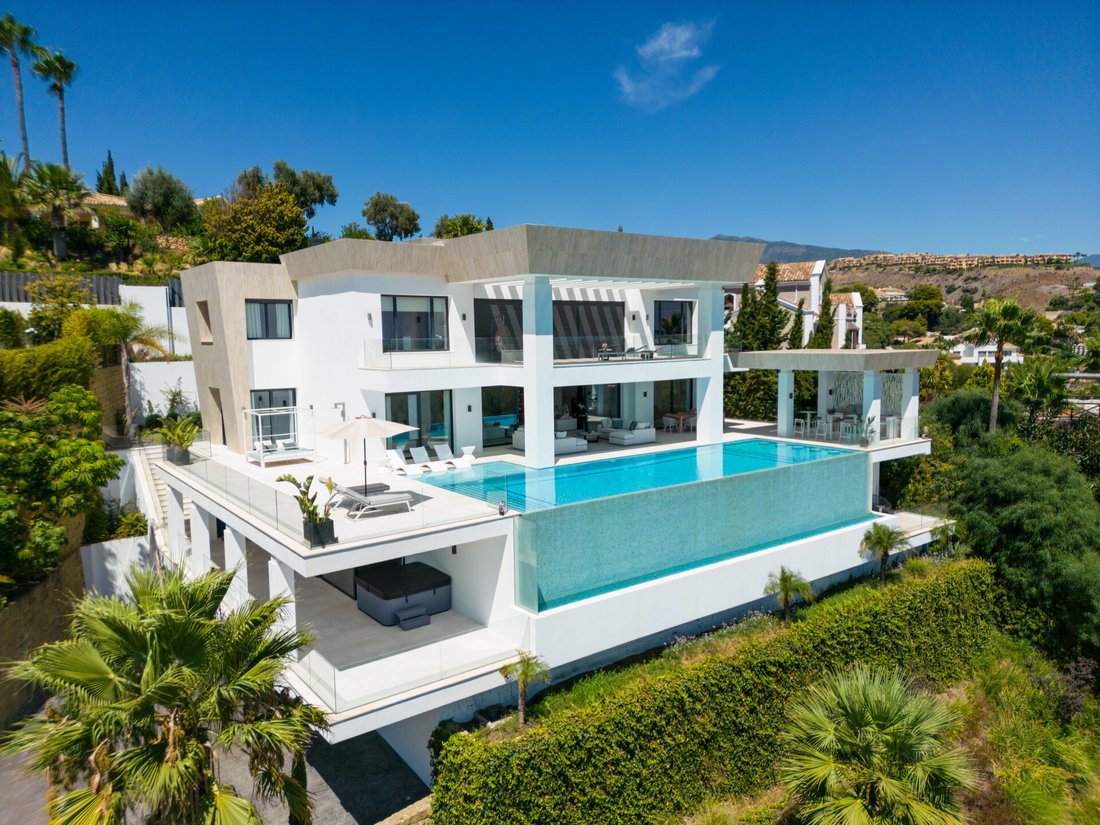 Villa in Estepona, Andalusia, Spain 2 - 15376441