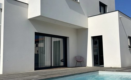 Casa a Villeneuve-de-la-Raho, Occitania, Francia 1