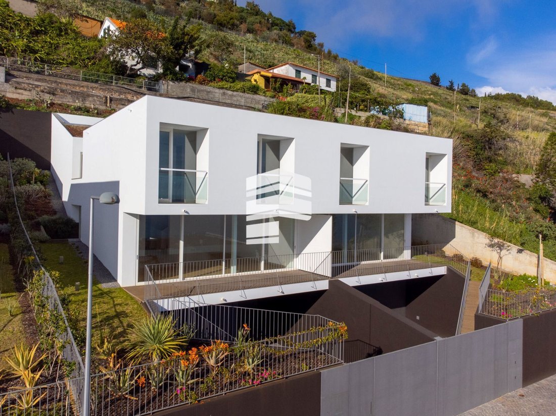 House in Funchal, Madeira, Portugal 2 - 15378213