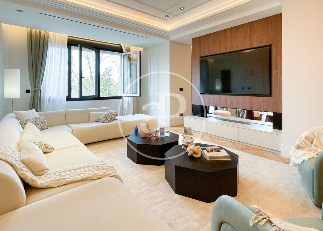 Apartment in Barrio Salamanca, Community of Madrid, Spain 1 - 15130289