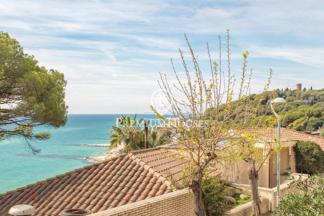 House in Arenys de Mar, Catalonia, Spain 2 - 15377972