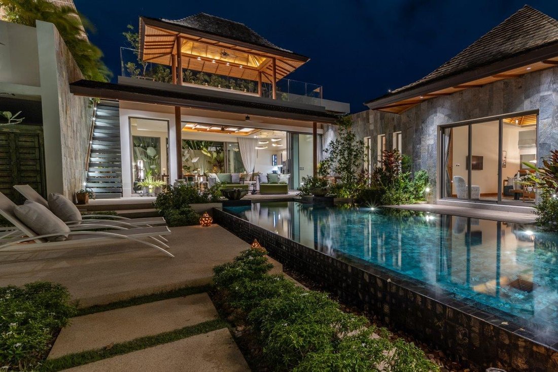 Villa in Choeng Thale, Phuket, Thailand 4 - 15378166