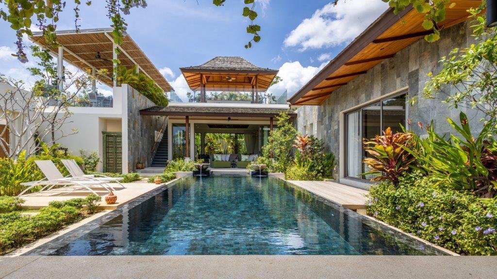 Villa in Choeng Thale, Phuket, Thailand 1 - 15378166