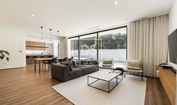 Villa in Perafita, Lavra e Santa Cruz do Bispo, Portugal 1