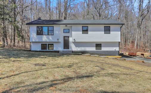 House in Wappingers Falls, New York, United States 1