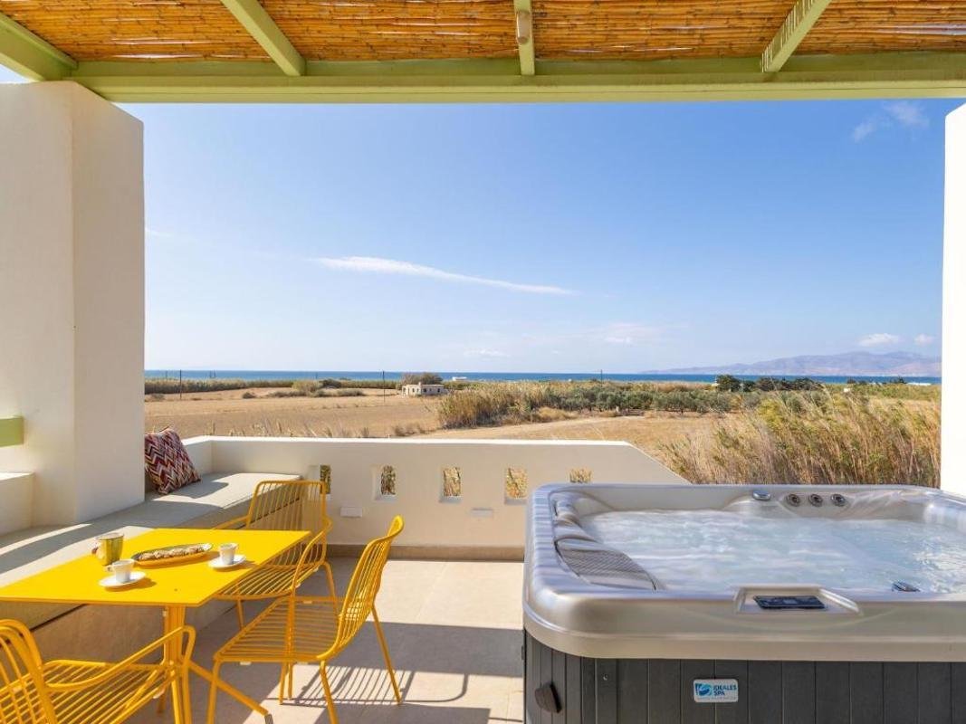Villa in Naxos, Aegean, Greece 1 - 15379644