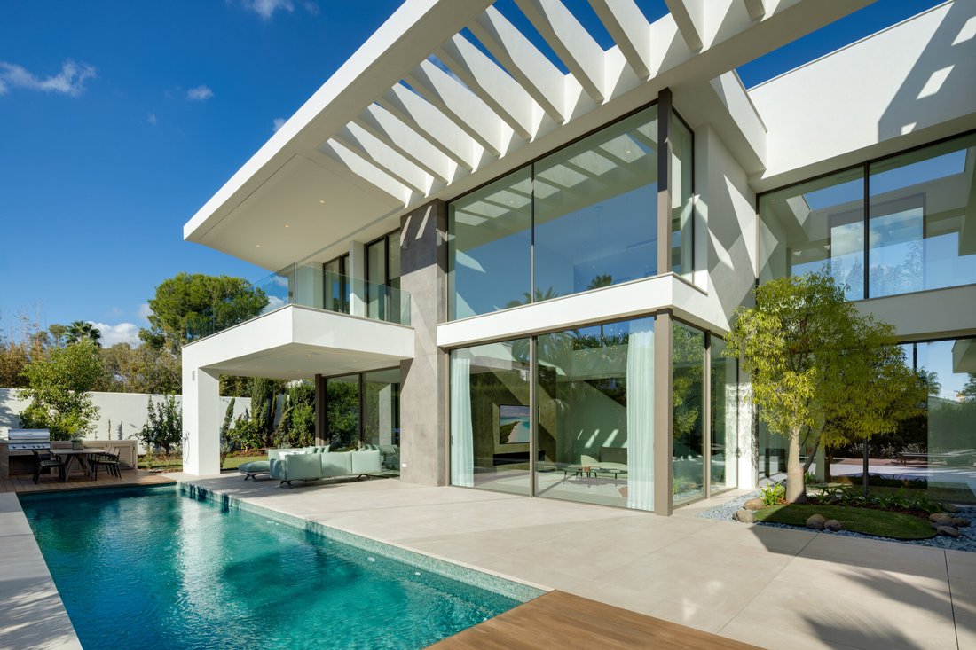 Villa in Marbella, Andalusia, Spain 1 - 15380309