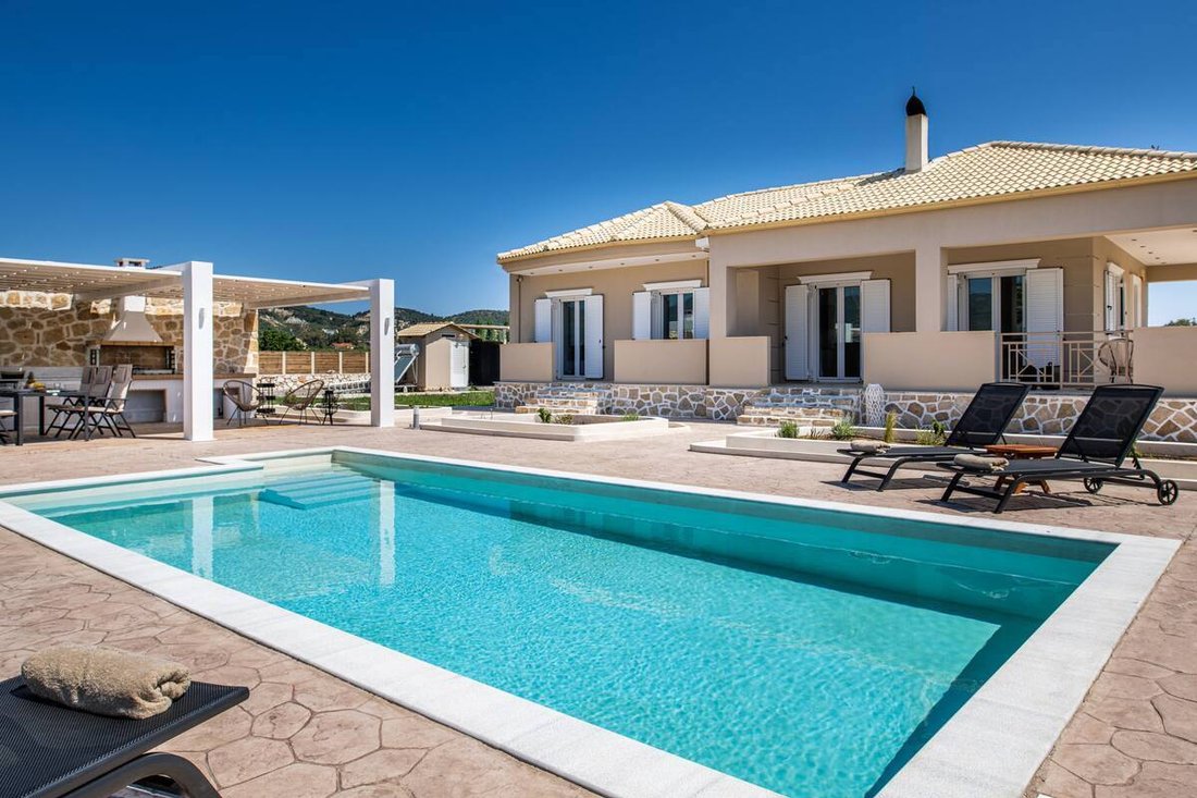 Villa in Municipal Commune of Zakynthos, Peloponnese, Western Greece and the Ionian, Greece 4 - 15387958