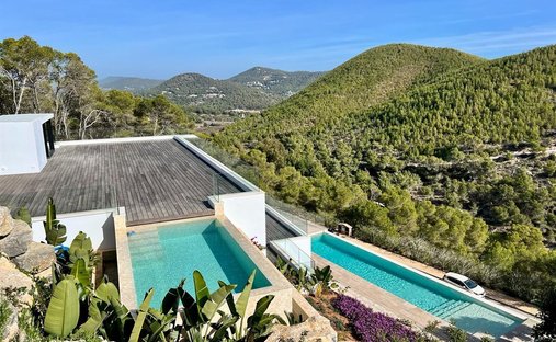 Villa in Roca Llisa, Santa Eularia des Riu, Balearic Islands 1