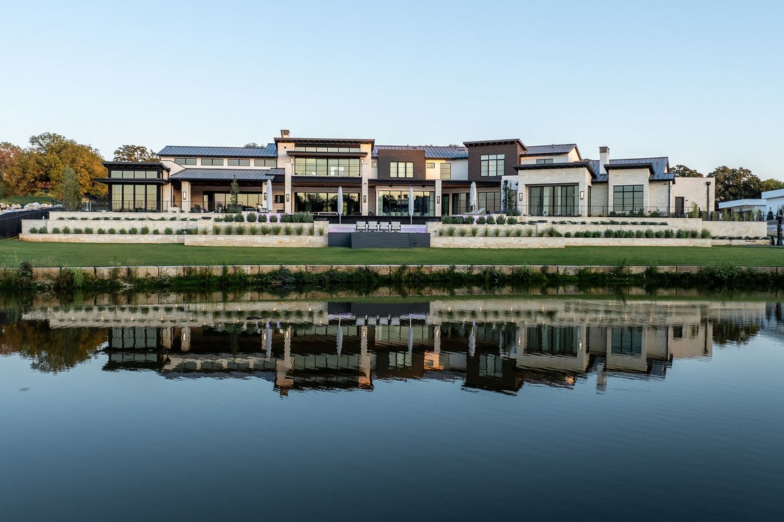 Estate in Grapevine, Texas, United States 1 - 15380892