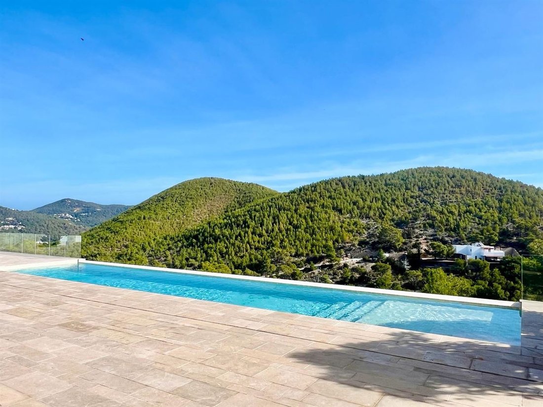 Villa in Roca Llisa, Santa Eularia des Riu, Balearic Islands 5 - 15384309