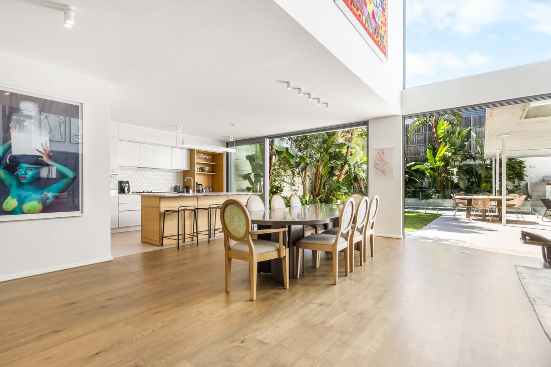 House in Fresnaye, Bakoven, Cape Town 2 - 15387799