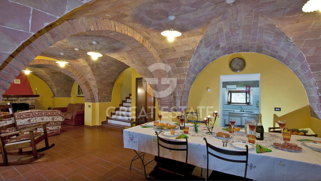 Estate in Volterra, Tuscany, Italy 5 - 15383092