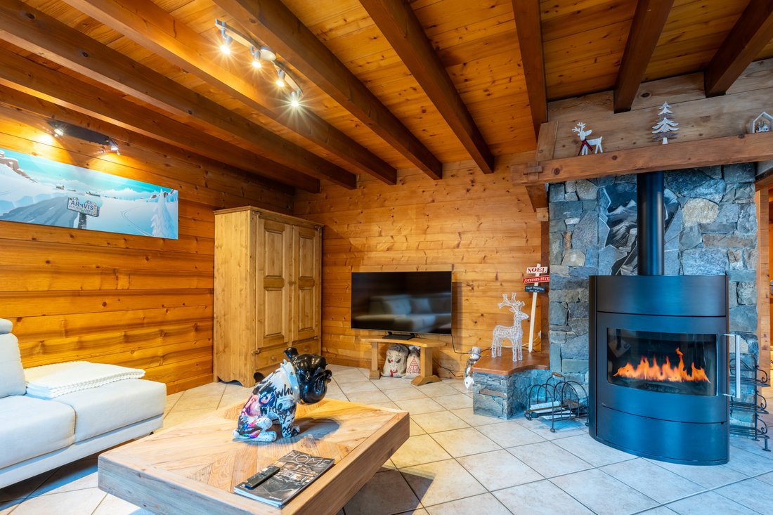 Chalet in La Clusaz, Auvergne-Rhône-Alpes, France 1 - 15383575