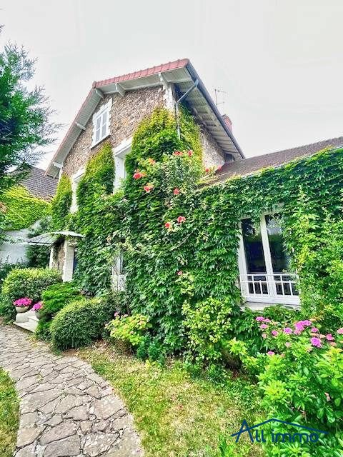 House in Sucy-en-Brie, Ile-de-France, France 4 - 15385676
