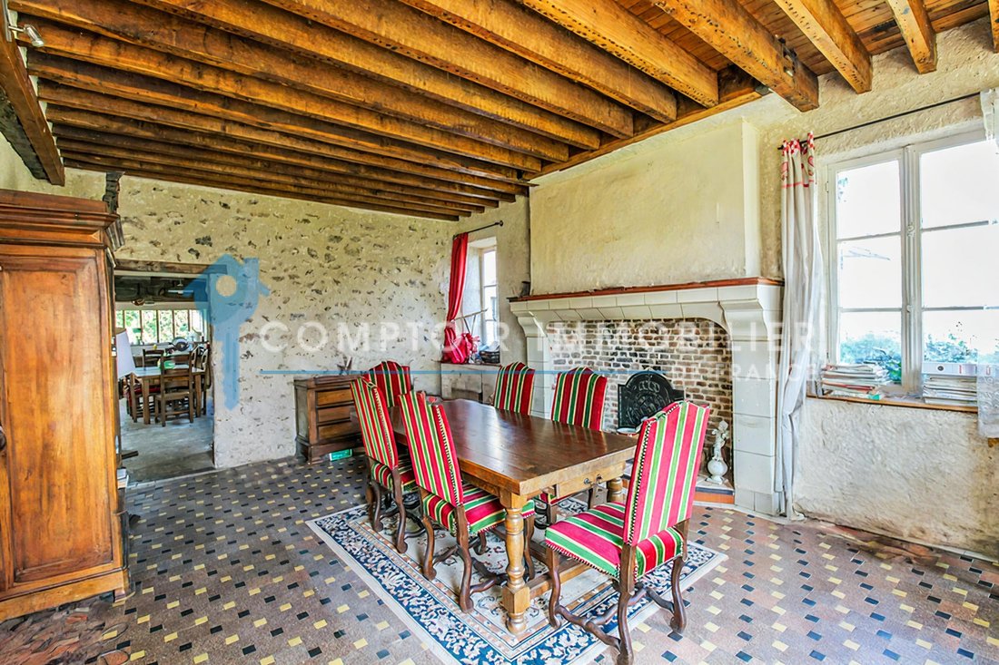 Pacy-sur-Eure, Normandy, France 4 - 15383052