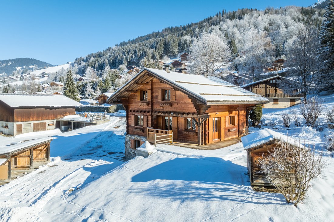 Chalet in La Clusaz, Auvergne-Rhône-Alpes, France 5 - 15383575