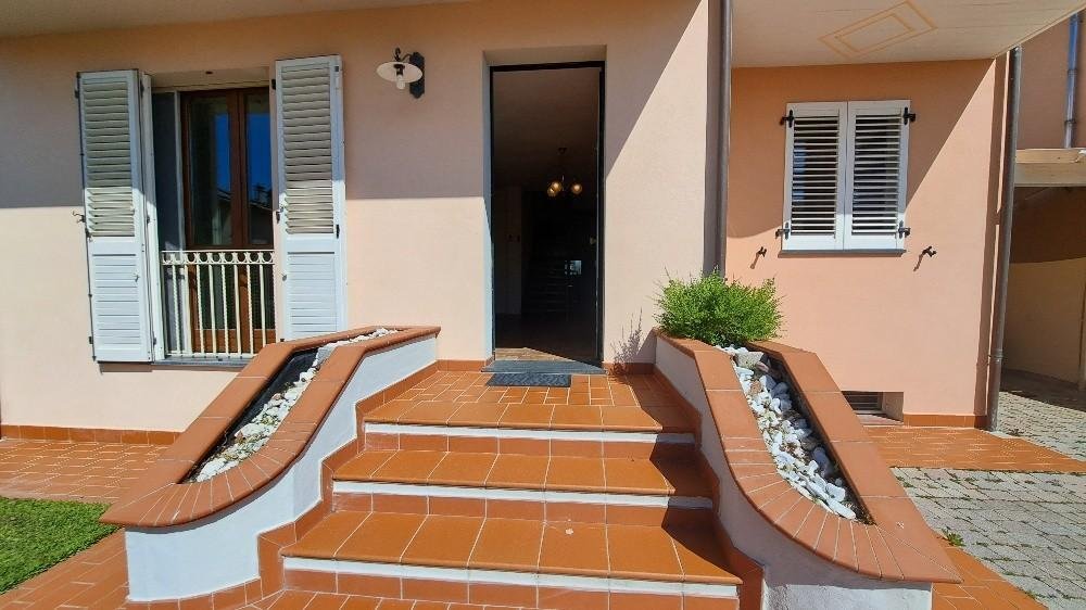 Villa in Ghezzano-Colignola Mezzana-Campo, Cascina, Tuscany 1 - 15383312