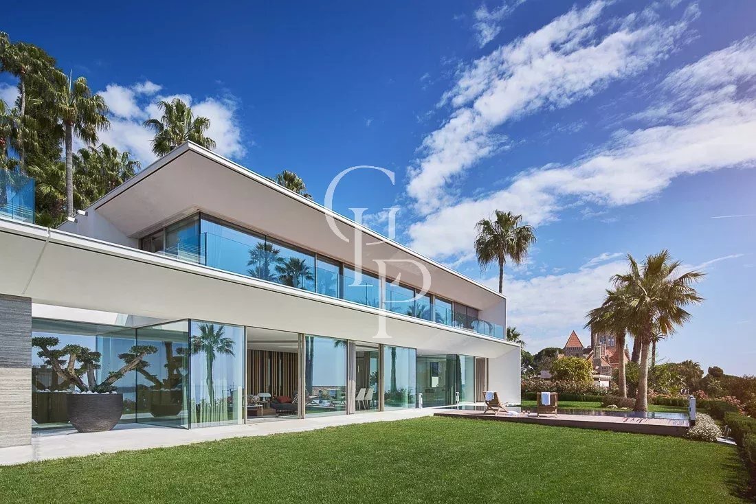 Villa in Cannes, Provence-Alpes-Côte d'Azur, France 1 - 15380844
